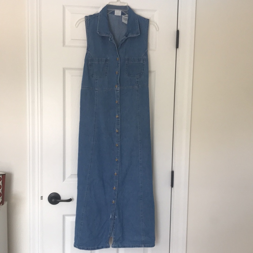 ✨2X HOST PICK✨ 🍼Gorgeous Button Down Denim Maternity Dress 🍼